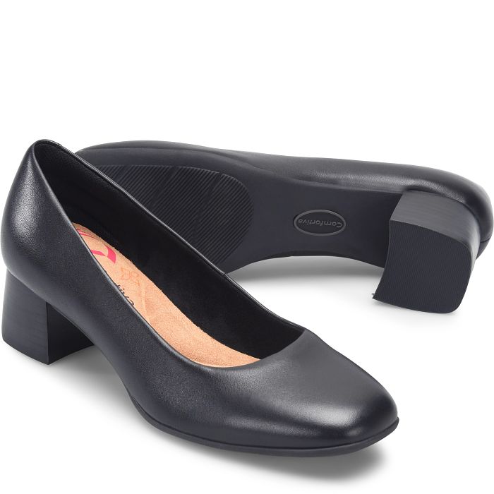 Comfortiva Women's Peach Slip-On Dress Pump - Black