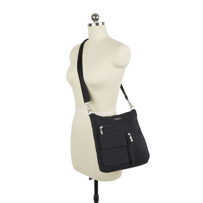 Baggalini Modern Everywhere Bag - Black