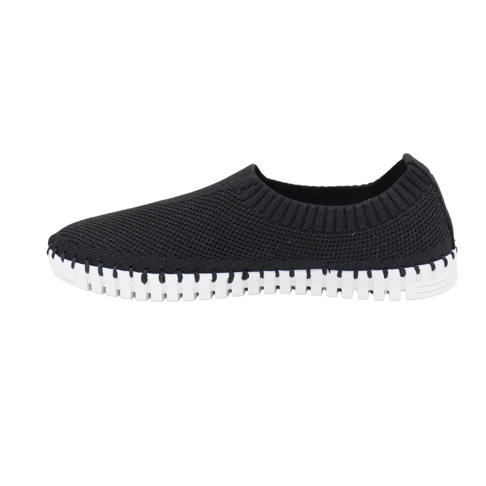 Eric Michael by Laurevan Women's Lucy Slip On Shoe - Black
