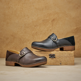 Dankso Women's Margaret Clog - Black Burnished Calf