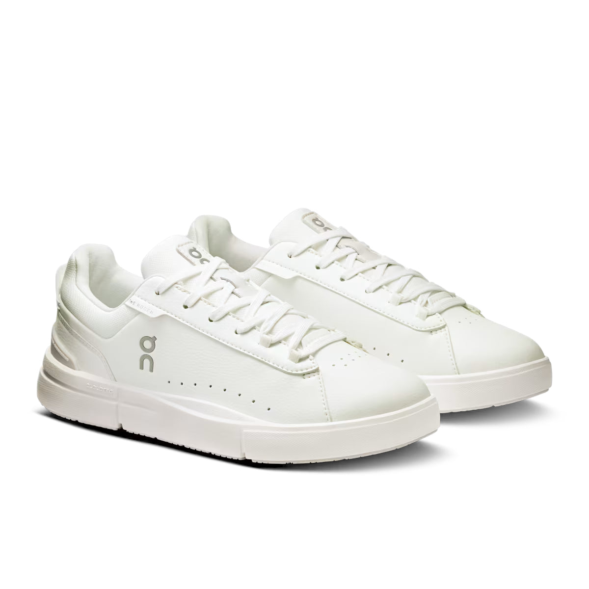 On Running Women's Roger Advantage Sneakers - White