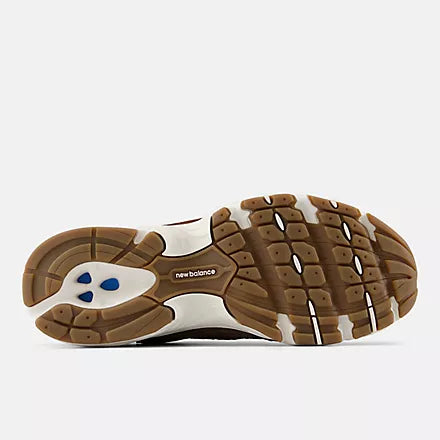 New Balance Unisex 530 Running Shoe - Pumpernickel