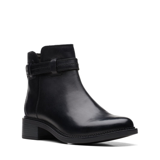 Clarks Women's Maye Ease Boot - Black Leather