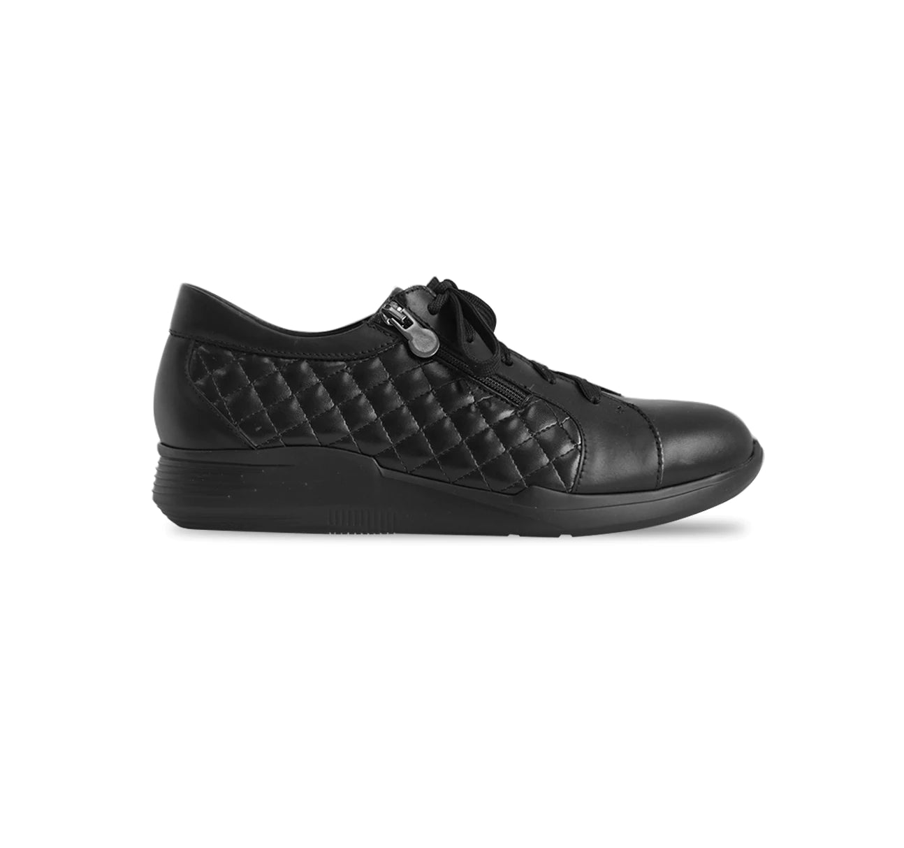 Munro Women's Emmie Black Leather