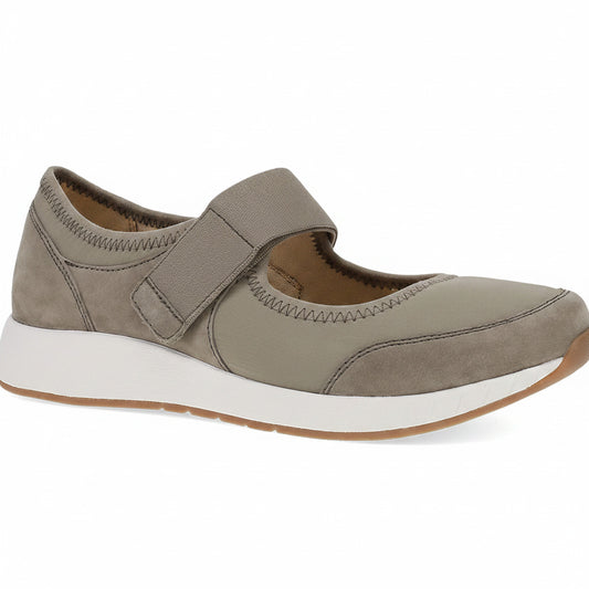 Dansko Women's Carolina Mary Janes - Walnut