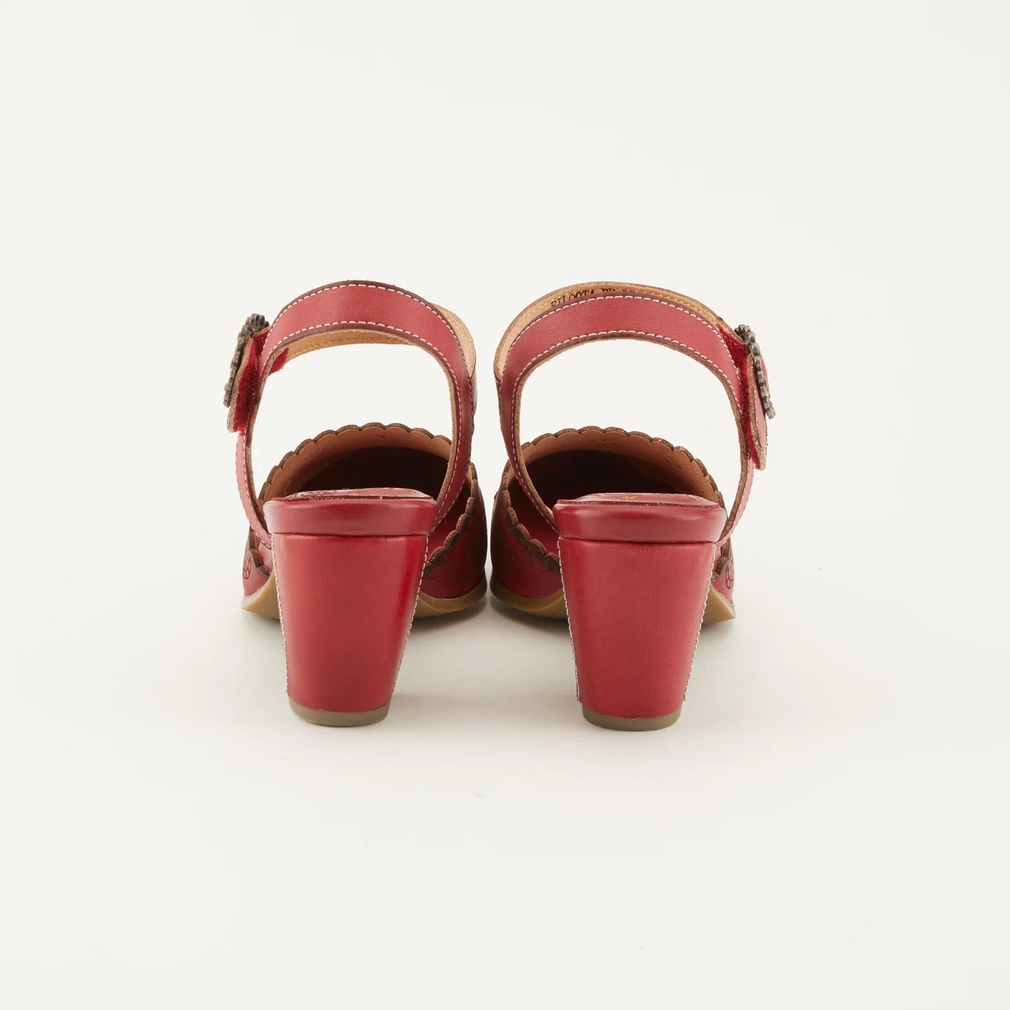 L'Artiste by Spring Step Women's Eiloota Sandals - Red