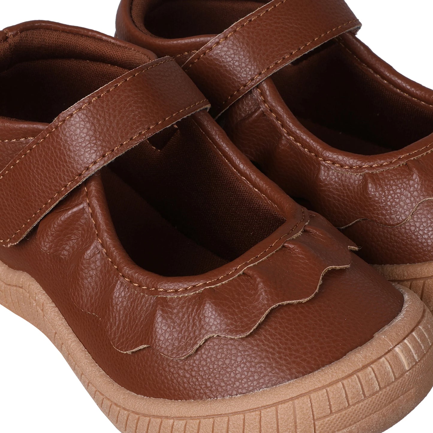 Oomphies Girls' (Sizes 5-3) Amina Mary Jane - Brown