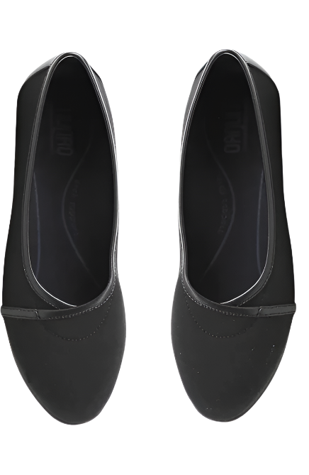 Munro Women's Emerald Envelope Flat - Black Leather
