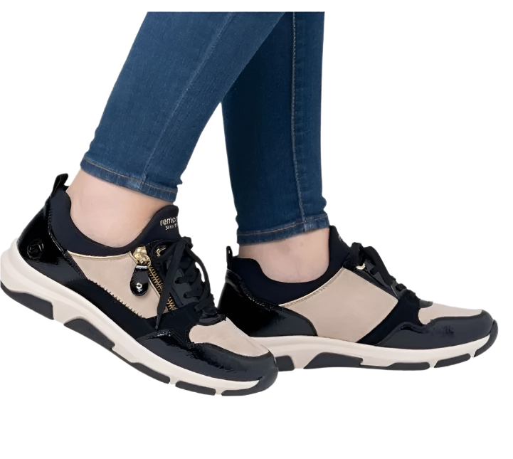 Remonte Women's Oxford Lace Up Sneaker - Black
