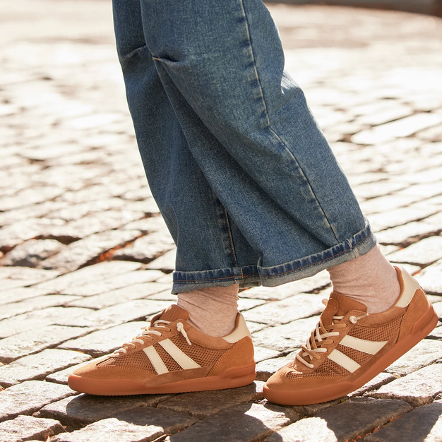 Steve Madden Verdict Sneaker - Tan Multi